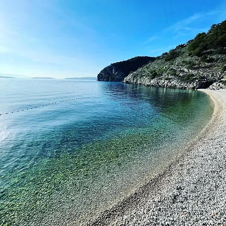 Crveni * Cres
