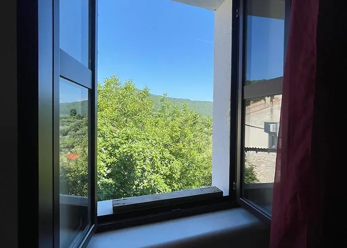 Crveni Appartement