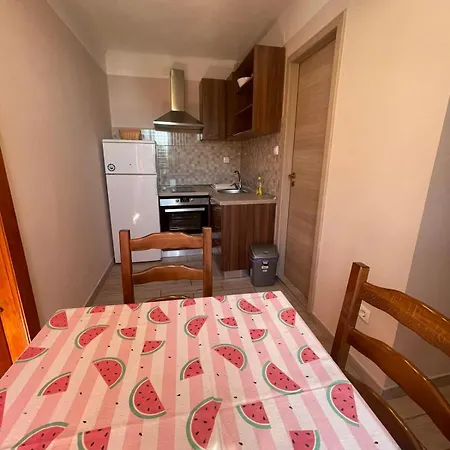 Apartment Crveni